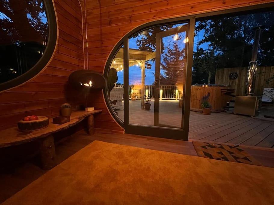 The Pines Treehouse At Treetops Hideouts Ричмонд Экстерьер фото